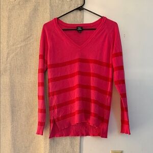 Bobeau Pink and Red Striped V-Neck Sweater